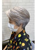【&.BAY】上品グレーヘアショートスタイル