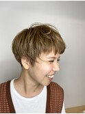 ハイトーン元気ベージュ短髪