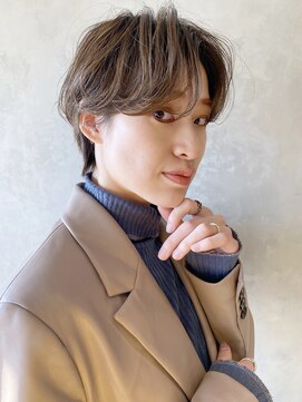 アイティーバイアルバム 八王子店(IT by ALBUM) パーマハンサムショート_外ハネボブセクションカラー_69028