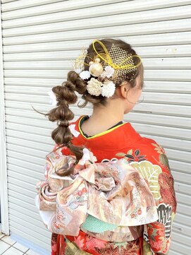 サロンドベル(Salon de Belle) 成人式お支度承っております