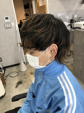 シラス(SiLasu) マッシュウルフハイライト