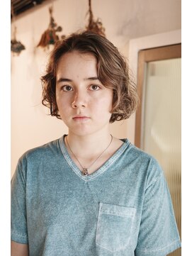 スンスン 学芸大学(sun/sun) 外国人風ハイライトカラー