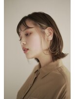 ムク 甲府(muku.)&nbsp;ミディアムヘア/斜めバング/グレージュカラー/甲府駅