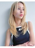 グレージュベージュショートボブショートレイヤーブリーチ学割