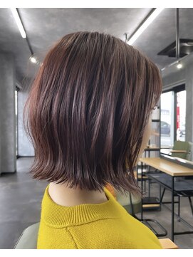 タイ(～tie.) 外ハネボブ