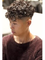 キングスマントーキョー 多摩センター2nd(KINGSMAN TOKYO)&nbsp;パーマ×フェードスタイル