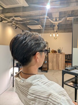 ソル(SOL) ツーブロックショート