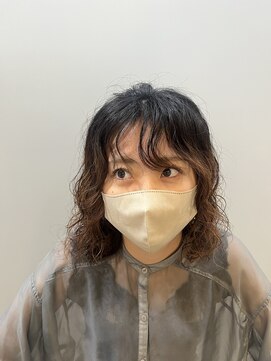 モア 下通店(MORE) ミディアムパーマ