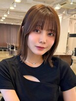 アビー(ABBEY3)&nbsp;シースルミニマルボブショート顔まわり外ハネ切りっぱなしボブ