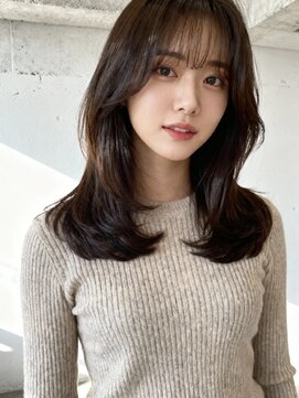 外ハネボブ40代タッセルボブグラデーションカラーヘアカラー