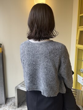 〈浅草 半個室〉オリーブベージュ×レイヤーボブ