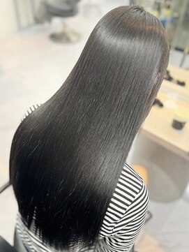 ヴィヴィー 福岡天神店(VIVIE) 【まとまり続く】品のある艶ストレート