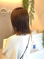 フィーラ(Feela) ロングボブ