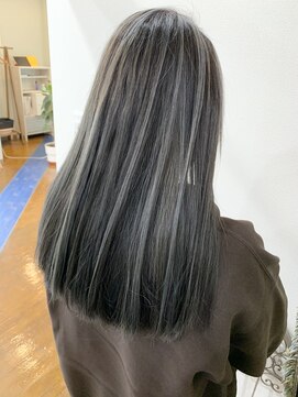 ヘア ライフ セリス(hair life Celis) アッシュグレー