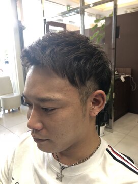 バーバーショップグランツ(Bar ber Shop GRAnt'z) 2ブロック束感ベリーショート