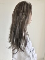 ミラコ(milaco)&nbsp;しっかりハイライトのグレージュカラー