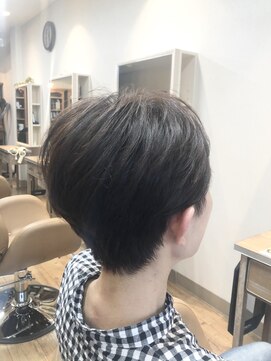カットカラースミカ(Cut Color sumica) トップふんわりショート