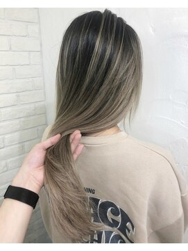 ルーブ トウキョウ(Loob. TOKYO) 大人気！外国人風バレイヤージュ【池袋.ヘアカラー】