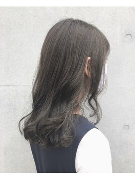 ヘアーサロン タカヒロ(Hair Salon TAKAHIRO) 柔らかオリーブベージュ