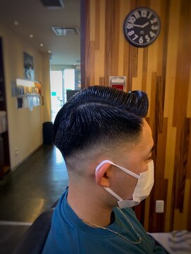 グッドマン バーバーショップ リョクチ(goodman barbar shop RYOKUCHI) スキンフェード七三分け