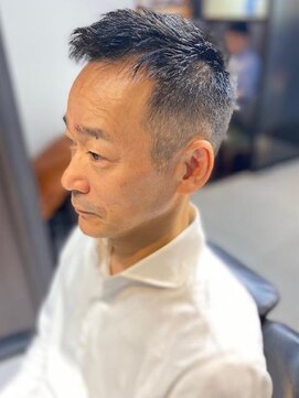 バーバーバー 四谷(BARBER-BAR) 大人の刈り上げスタイル