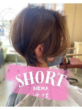 アトリエ エス atelier es HAIRDESIGN ひし形シルエット/ひし形ショート/上品ショート/大人ショート