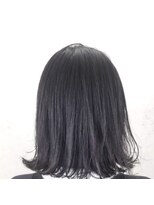 ふんわり外はねボブ