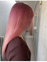 ガルボ ヘアー(garbo hair)&nbsp;ピンクベージュハイトーン艶髪