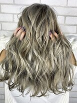 ディーバ 渋谷(D.I.E.V.A)&nbsp;10代20代30代透明感ロングレイヤー艶髪シルバーブロンドベージュ