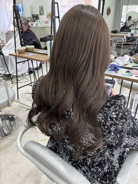 サンクチュアリ ウィズエデン 京橋店(Sanctuary with eden) オリーブカラー