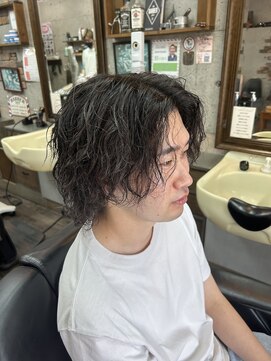 アールズ ヘア(R's hair) MEN’S HAIR/ブルーブラック/フェザーパーマ/ 印西　印西市