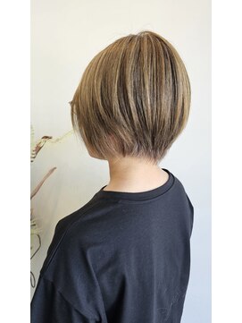 アンジュール ベージュカラー