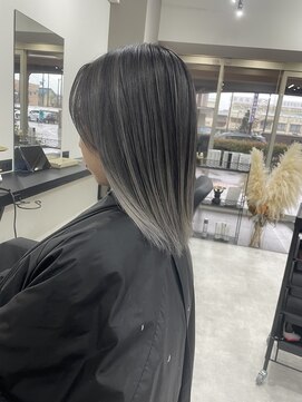 ソル(sol) ハイトーンバレイヤージュ