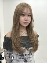 ヴィヴィー 福岡天神店(VIVIE)&nbsp;ホワイトベージュ／レイヤーカット