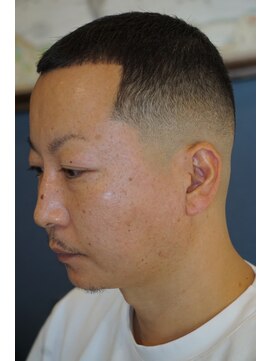 ミスターバーバー(Mr.BARBER) バズスタイル