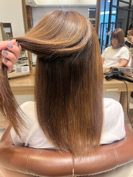 サラ ビューティ サイト 春日(SARA Beauty sight) くせも伸ばしてツヤ髪叶える♪髪質改善ストレート