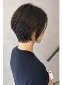 大人女性の品格くびれショートボブ
