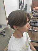 オリーブベージュ