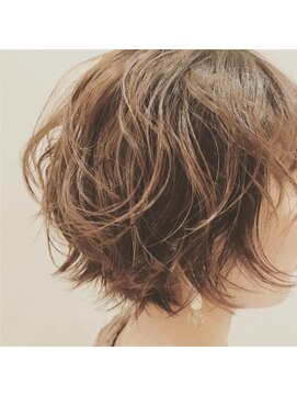 ネオリーブルカ 御茶ノ水店(Neolive Luca) ショートパーマ