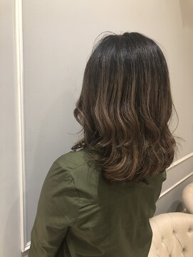 ネオリーブギンザ 銀座店(Neolive GINZA) グラデーション カラー