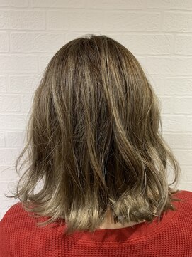 えほん美容室 ハイライトON♪ブリーチカラー★