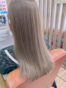 ヘアメイク アンフィ(amphi) お客様スタイル