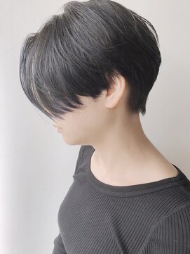 モリオフロムロンドン 原宿本店(morio from London) 【morio 原宿】ハンサムショート　インナーカラーブルー