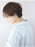 30代　40代　前髪長めショート　小顔　マッシュショート　青山