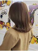 ミントベージュ
