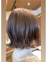 ビィシャイン 小野店&nbsp;切りっぱなしボブ（外ハネ仕上げ）