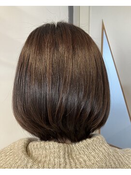 カットハウス はさみの部屋 大人女性/ショートボブ/ふんわり内巻きストレート