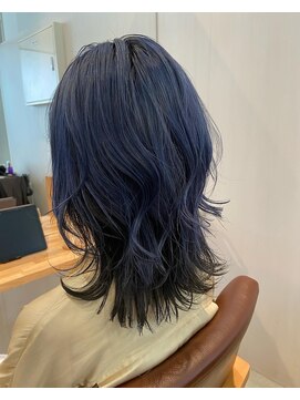 リル モトヤワタ(RiRe motoyawata) ブルーバイオレット/レイヤーカット［錦糸町/北千住/本八幡］