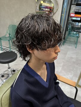 ゼスト リル 新宿(ZEST lill) 波巻きパーマ 波巻きウルフ ウルフカット 新宿