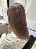 ベージュカラーバレイヤージュ